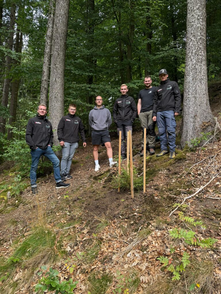 Baum gepflanzt im Lohwald – unsere Teilnahme an der Baumpflanz-Challenge 3 WhatsApp Image 2025 08 31 at 14.24.56 | Burschenclub Usseln 1612